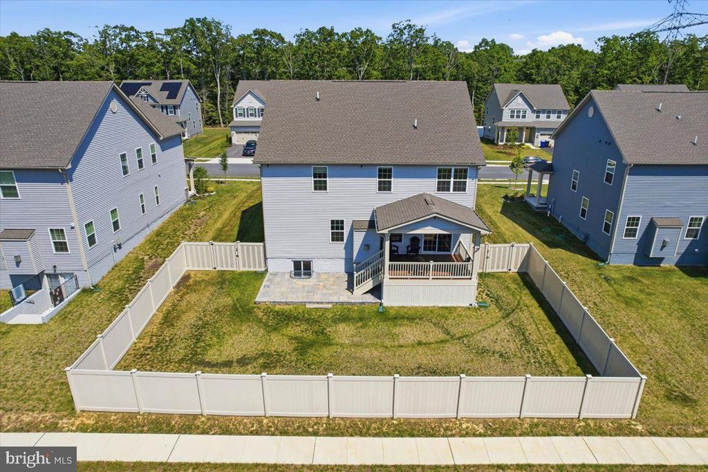 Image 13 of property listing at 3481 MARYLEA CT, Waldorf, MD 20603