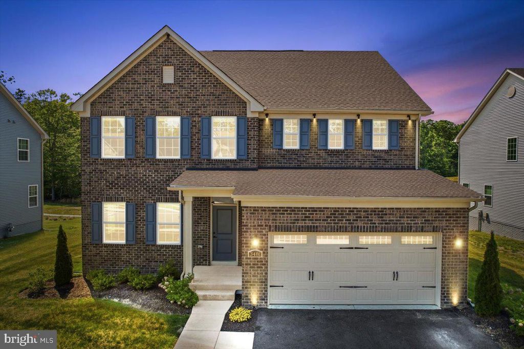 Image 4 of property listing at 3481 MARYLEA CT, Waldorf, MD 20603