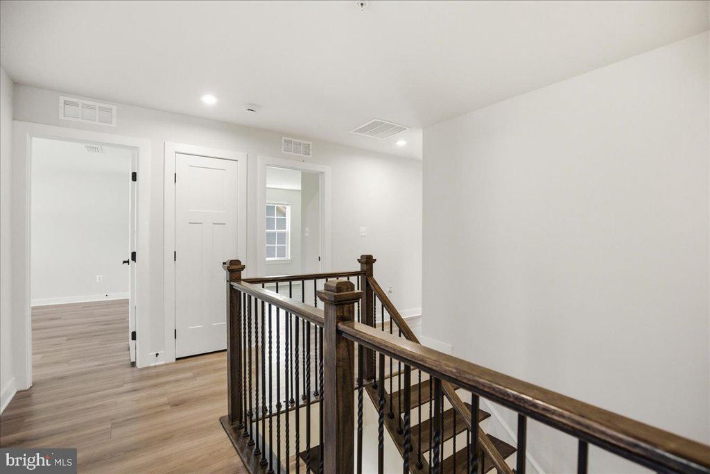 Image 46 of property listing at 3481 MARYLEA CT, Waldorf, MD 20603