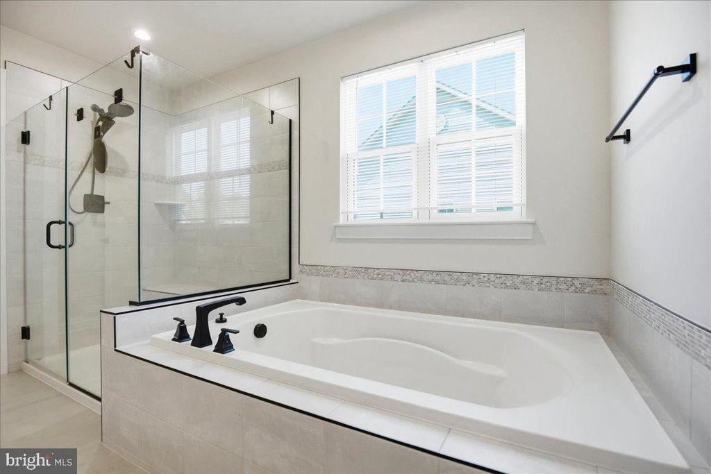 Image 53 of property listing at 3481 MARYLEA CT, Waldorf, MD 20603