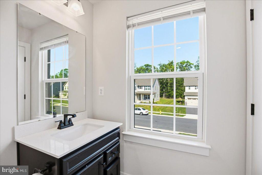 Image 65 of property listing at 3481 MARYLEA CT, Waldorf, MD 20603