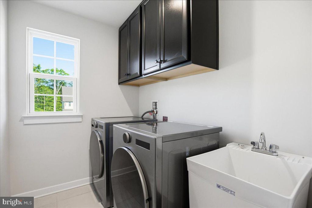 Image 67 of property listing at 3481 MARYLEA CT, Waldorf, MD 20603