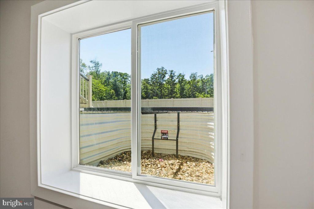 Image 72 of property listing at 3481 MARYLEA CT, Waldorf, MD 20603