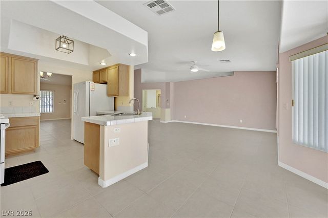 7884 Spindrift Cove Street, Las Vegas, NV 89139
