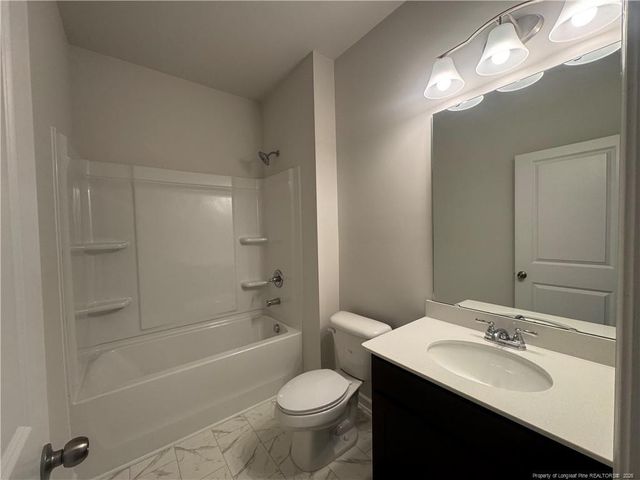 1640 Elk Run Drive, Fayetteville, NC 28312