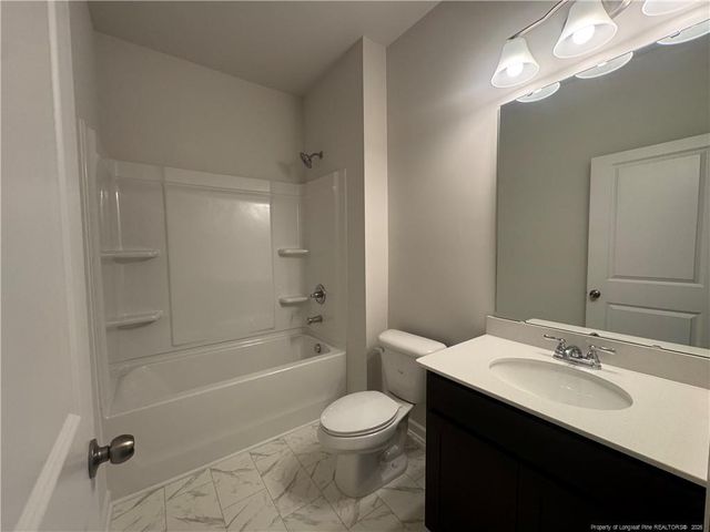 1640 Elk Run Drive, Fayetteville, NC 28312