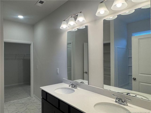 1640 Elk Run Drive, Fayetteville, NC 28312