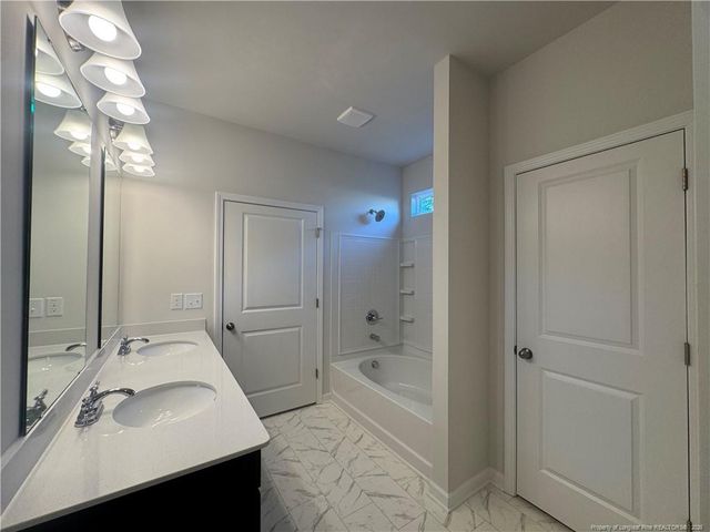 1640 Elk Run Drive, Fayetteville, NC 28312