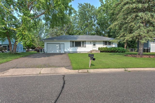 125 Yoho Drive, Anoka, MN 55303