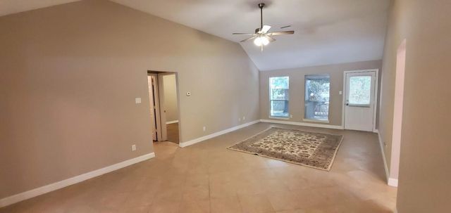 1207 Toby Lane, Conroe, TX 77301