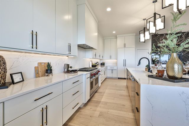 1164 Vistapointe Drive, Park Hills, KY 41011