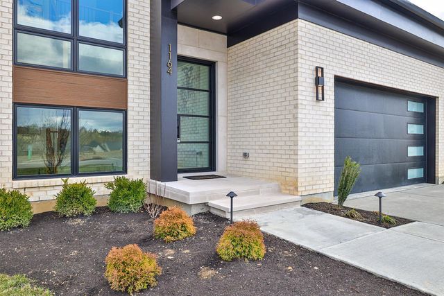 1164 Vistapointe Drive, Park Hills, KY 41011