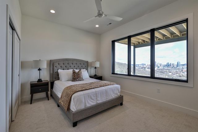 1164 Vistapointe Drive, Park Hills, KY 41011