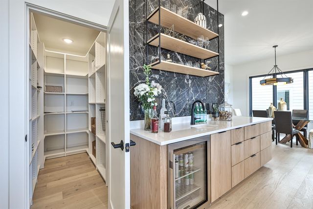 1164 Vistapointe Drive, Park Hills, KY 41011