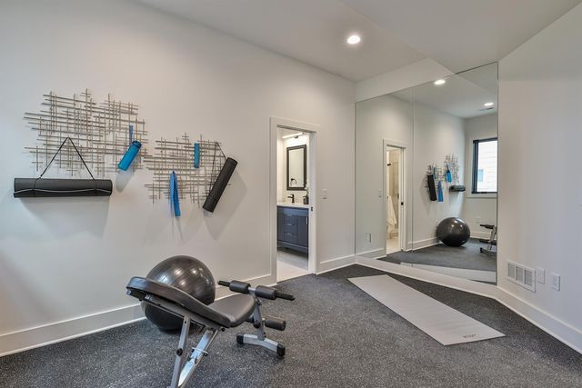 1164 Vistapointe Drive, Park Hills, KY 41011