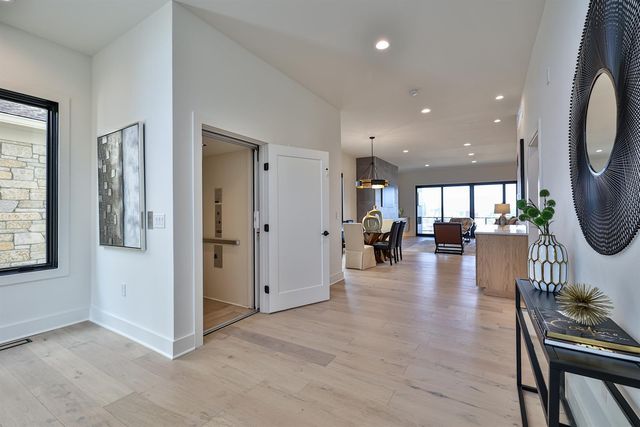 1164 Vistapointe Drive, Park Hills, KY 41011