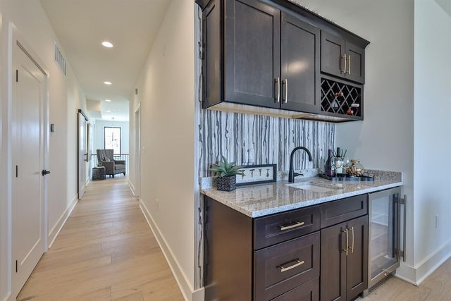 1164 Vistapointe Drive, Park Hills, KY 41011