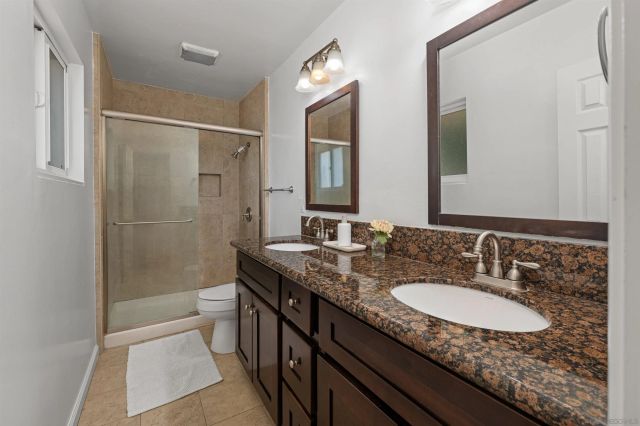 1174 E Madison Ave., El Cajon, CA 92021