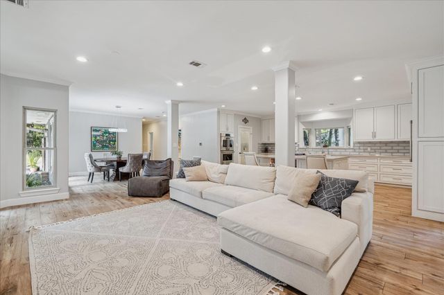 2835 W Wildwind Circle, Spring, TX 77380