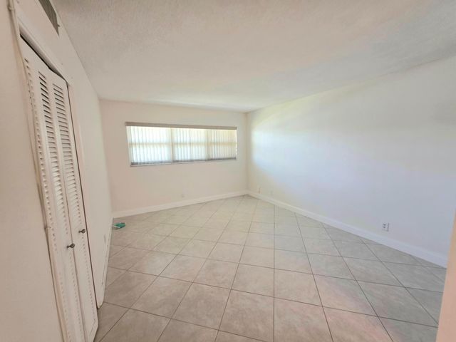 3100 NE 48th Court 113, Lighthouse Point, FL 33064