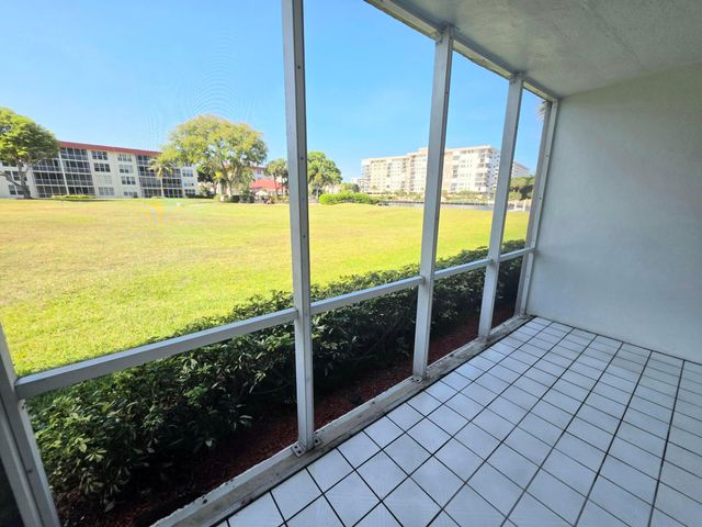3100 NE 48th Court 113, Lighthouse Point, FL 33064