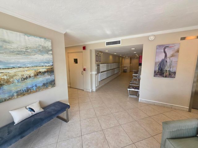3100 NE 48th Court 113, Lighthouse Point, FL 33064