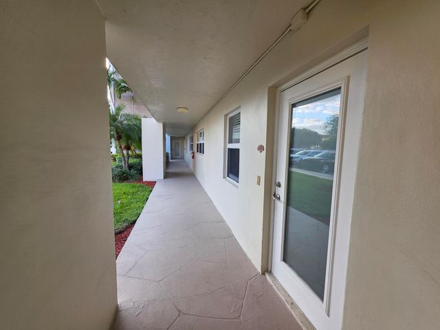 3100 NE 48th Court 113, Lighthouse Point, FL 33064