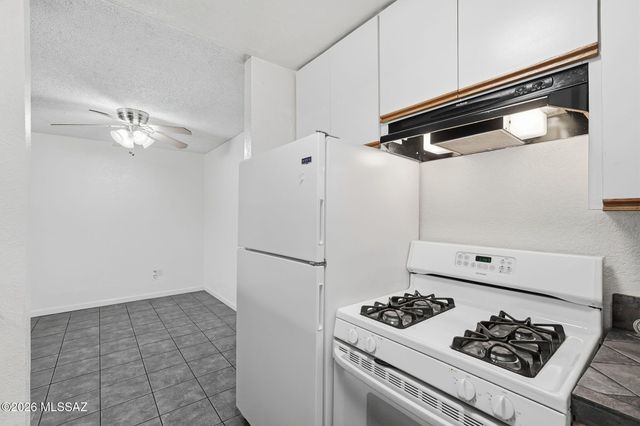 824 S Langley Ave Unit 101, Tucson, AZ 85710