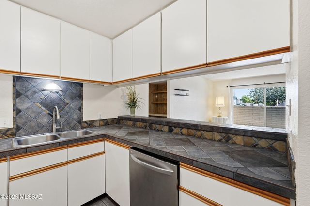 824 S Langley Ave Unit 101, Tucson, AZ 85710