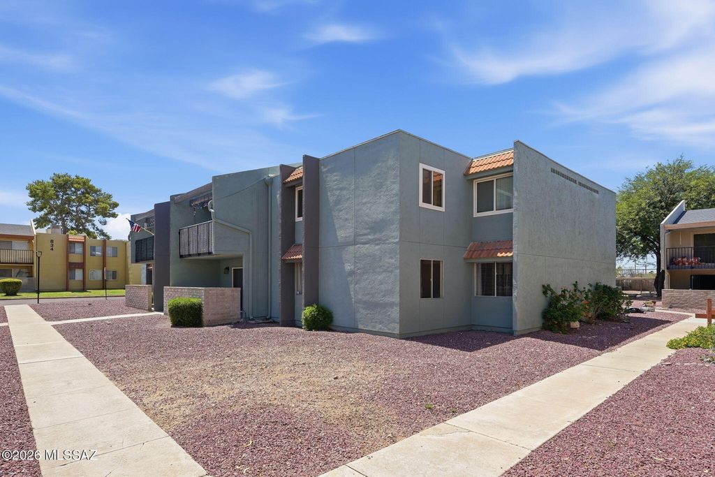 824 S Langley Ave Unit 101, Tucson, AZ 85710