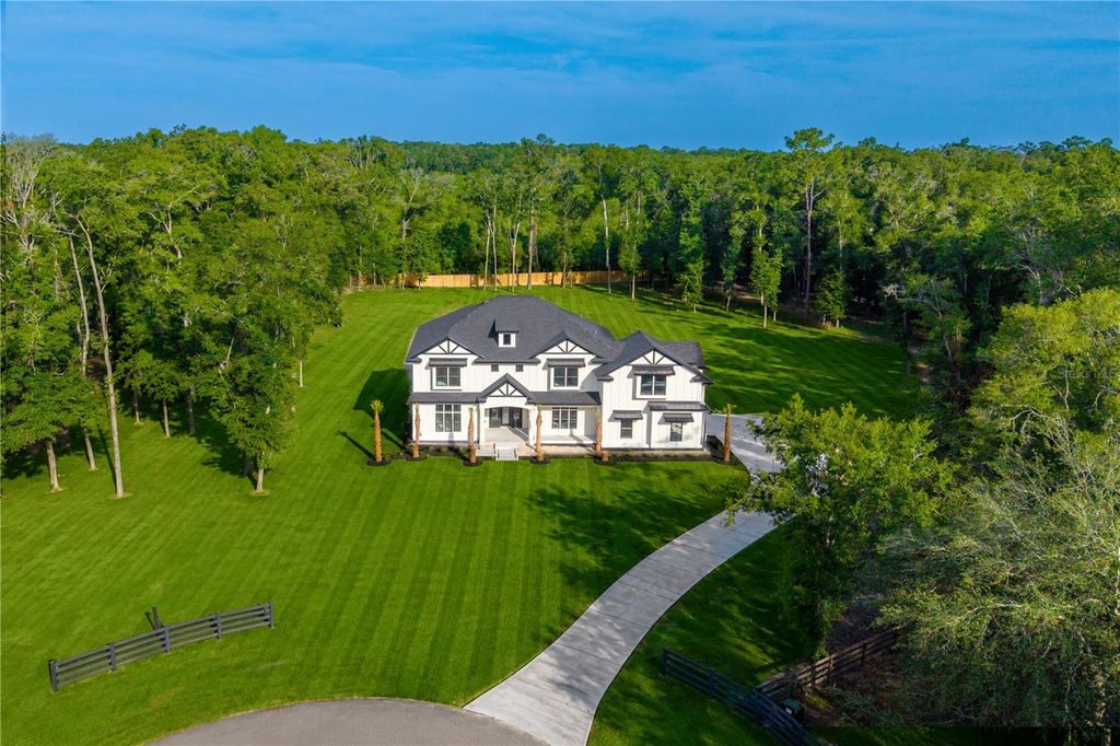 285 SW HERMITAGE GLEN, High Springs, FL 32643