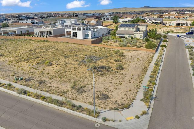 8015 Camino Alderete NW, Albuquerque, NM 87120