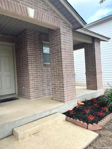 2242 Beacon Crk, San Antonio, TX 78213