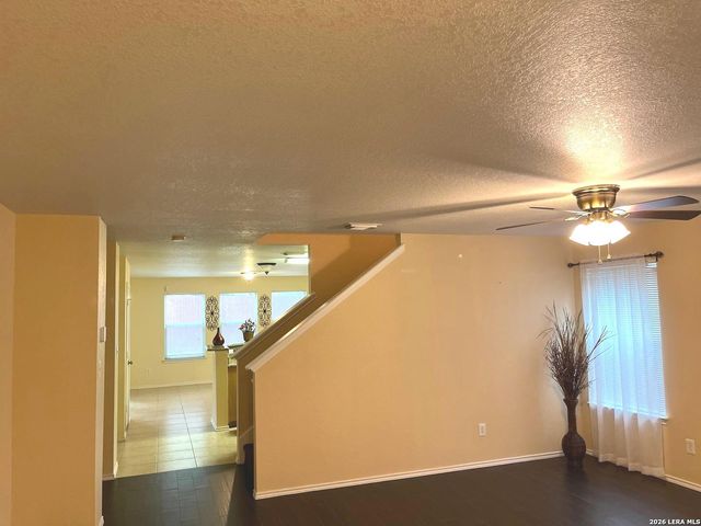 2242 Beacon Crk, San Antonio, TX 78213