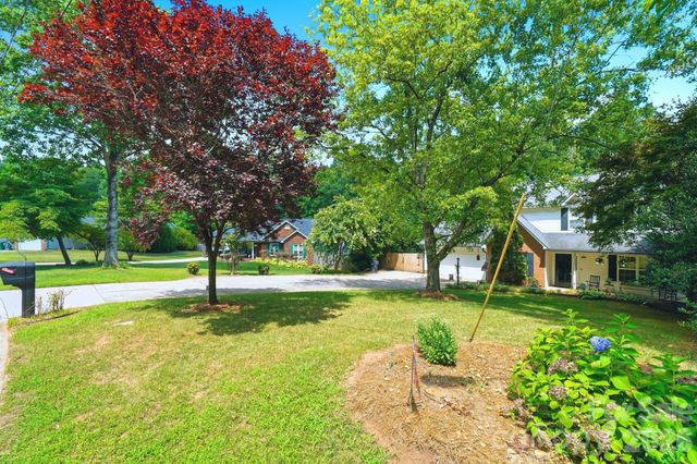 5226 Rockwood Road, Charlotte, NC 28216