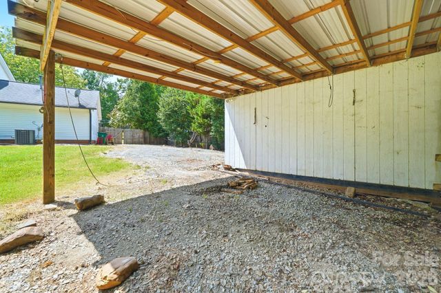5226 Rockwood Road, Charlotte, NC 28216