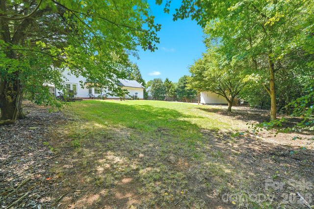 5226 Rockwood Road, Charlotte, NC 28216