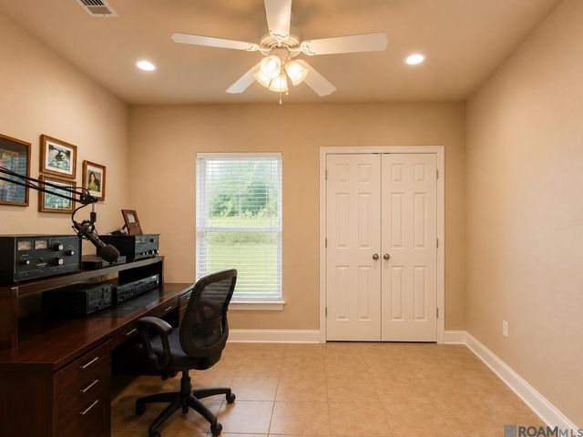 10234 Harrell Ln, Denham Springs, LA 70726