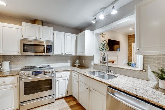 4217 Bowser Avenue 103, Dallas, TX 75219