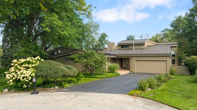 54362 Susquehanna Court, Elkhart, IN 46516