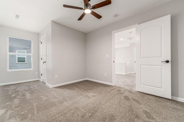 1004 Beehive Grove, Grove City, OH 43123