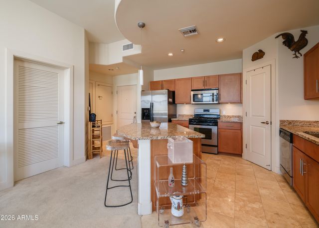 945 E PLAYA DEL NORTE Drive 5012, Tempe, AZ 85288