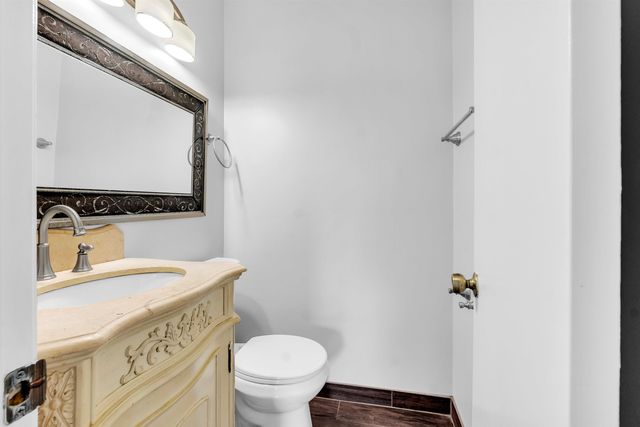 1903 CAPRI RD, Memphis, TN 38117