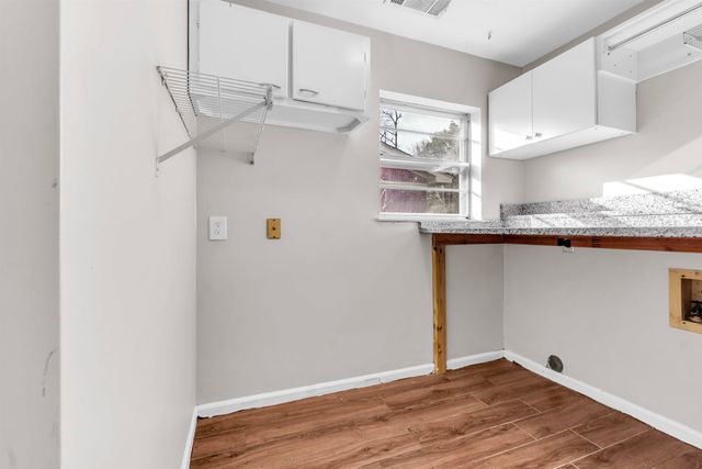 1903 CAPRI RD, Memphis, TN 38117