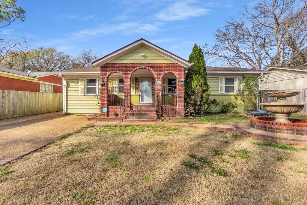 1903 CAPRI RD, Memphis, TN 38117