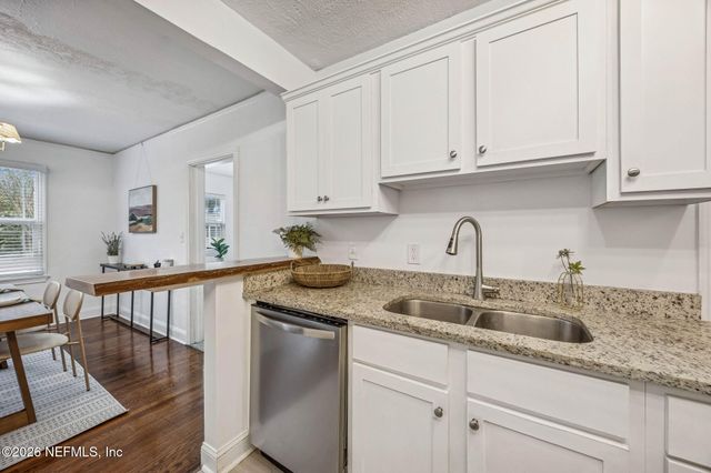 4724 CRESCENT Street, Jacksonville, FL 32205