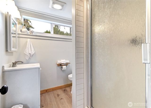 2430 155th Place SE, Bellevue, WA 98007