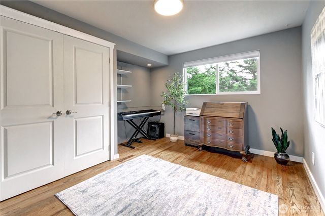 2430 155th Place SE, Bellevue, WA 98007