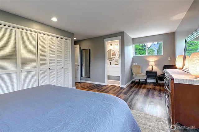 2430 155th Place SE, Bellevue, WA 98007