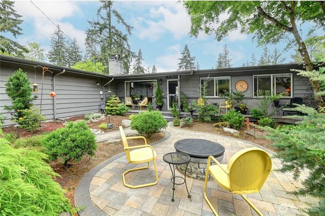 2430 155th Place SE, Bellevue, WA 98007